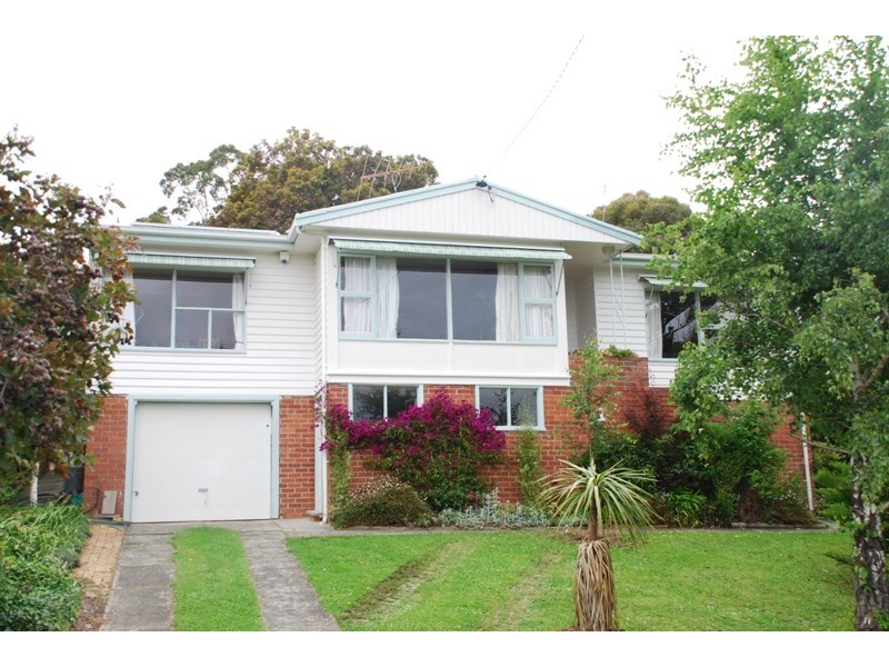 24 Ogilvie Street, Mount Stuart TAS 7000