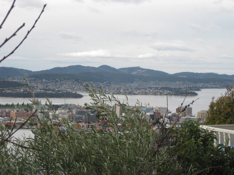 1/9 Rennie Street, West Hobart TAS 7000