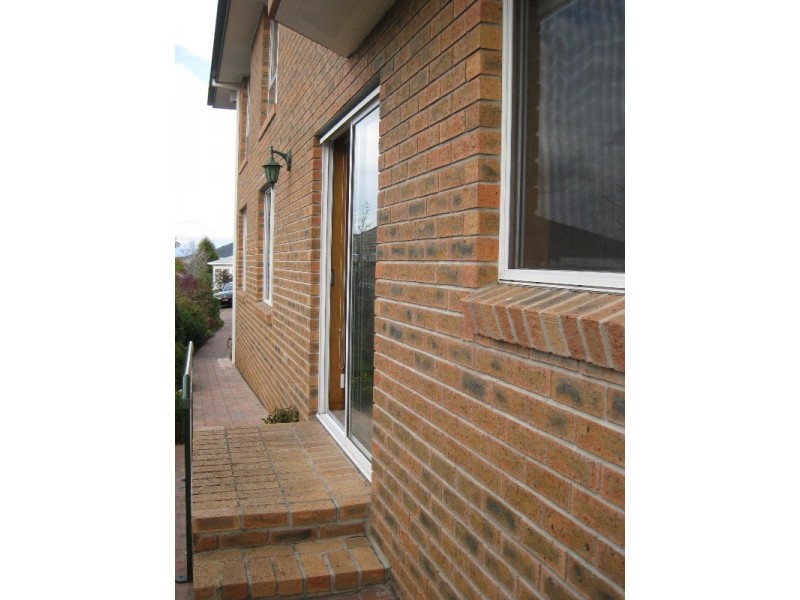 1/9 Rennie Street, West Hobart TAS 7000