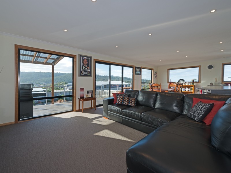 27 Malachi Drive, Kingston TAS 7050