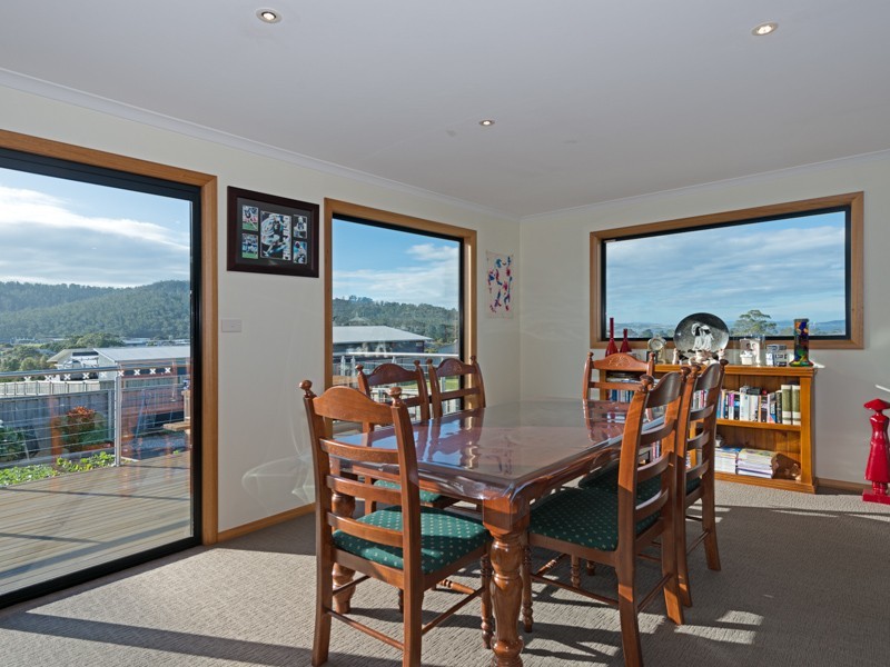 27 Malachi Drive, Kingston TAS 7050