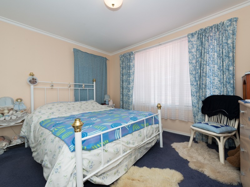 2/2 Merindah Street, Howrah TAS 7018