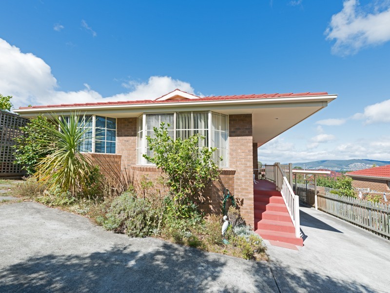 2/2 Merindah Street, Howrah TAS 7018