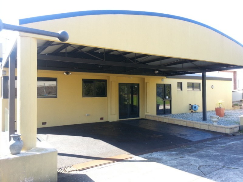 8 Birngana Avenue, Sandy Bay TAS 7005