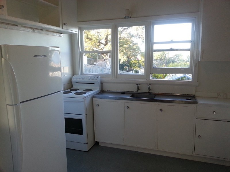 4 Liverpool Crescent, West Hobart TAS 7000