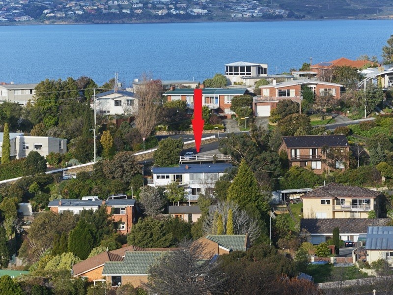 23 Wayne Avenue, Sandy Bay TAS 7005