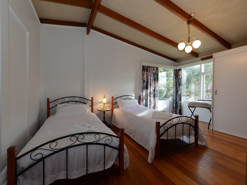 23 Wayne Avenue, Sandy Bay TAS 7005