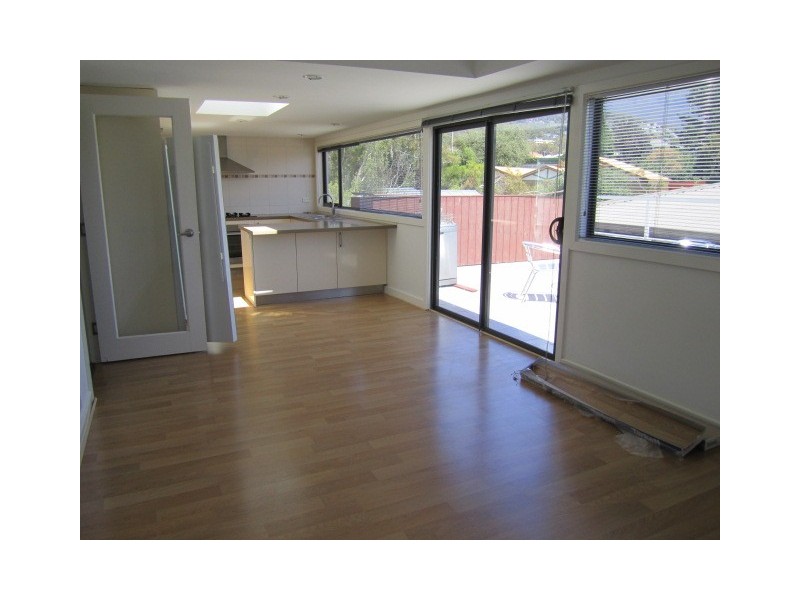 3/11 Lambert Avenue, Sandy Bay TAS 7005