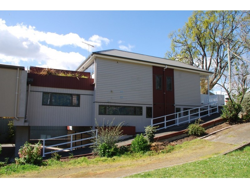 3/11 Lambert Avenue, Sandy Bay TAS 7005