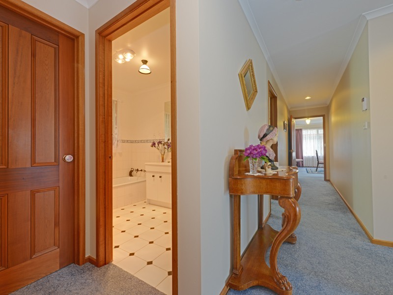 6 Stringer Court, Old Beach TAS 7017