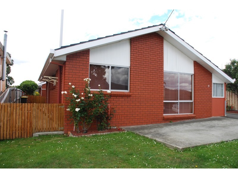 1/35 Cheviot Road, West Moonah TAS 7009