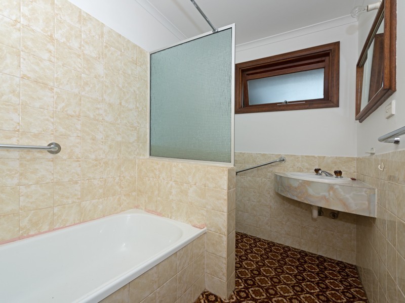 2/4 Walgett Place, Glenorchy TAS 7010