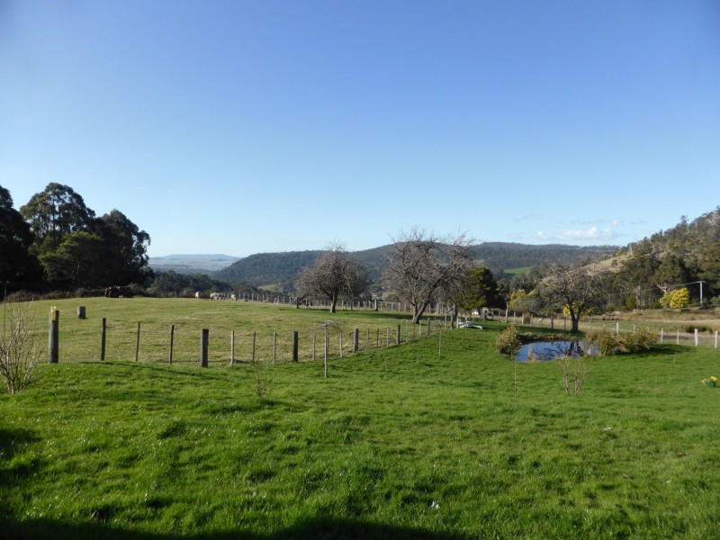 130 The Avenue, Ellendale TAS 7140