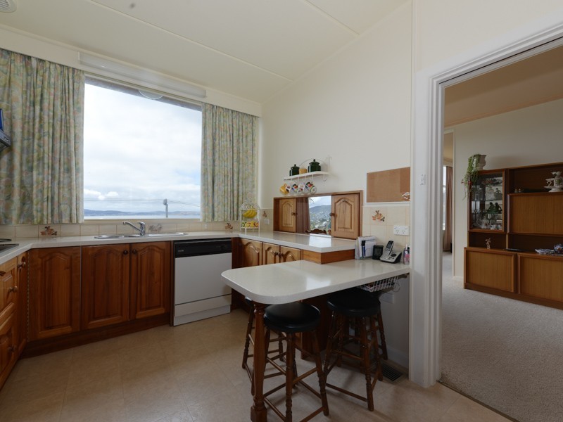 Mount Stuart TAS 7000