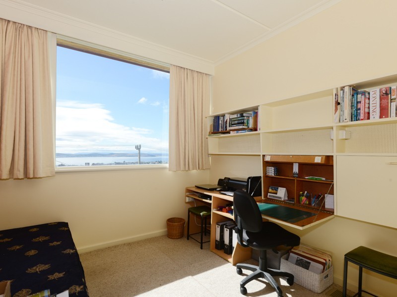 Mount Stuart TAS 7000