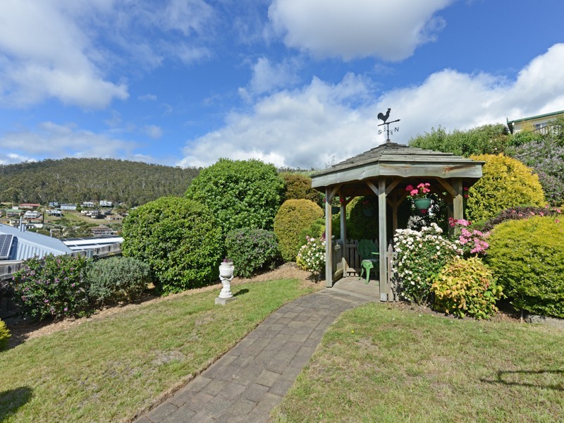 Mount Stuart TAS 7000