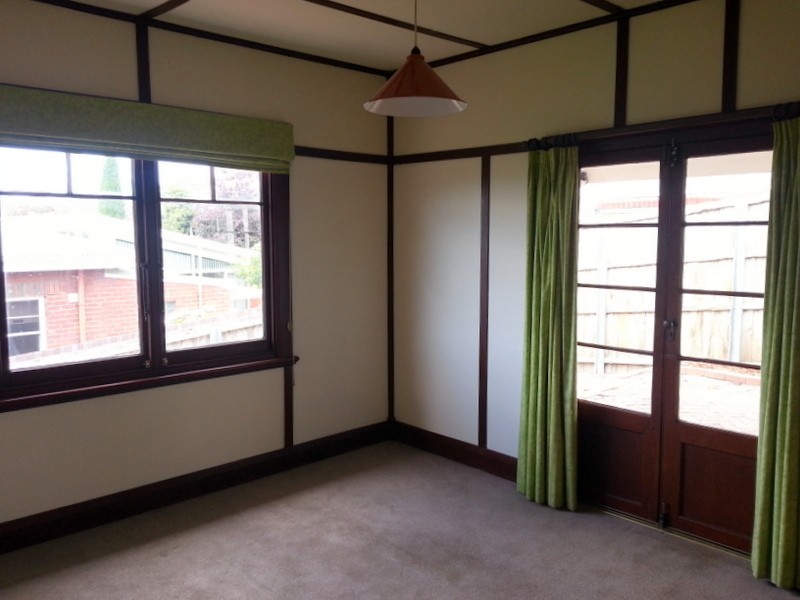 12 Waverley Street, Lenah Valley TAS 7008