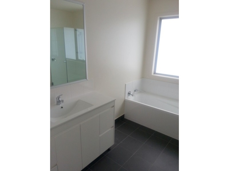 2 Hakea Drive, Tolmans Hill TAS 7007