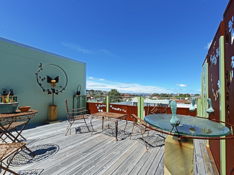 2/55 Wellington Street, North Hobart TAS 7000