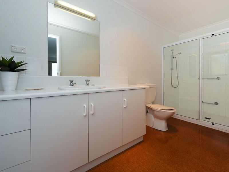 16 Amanda Crescent, Sandy Bay TAS 7005