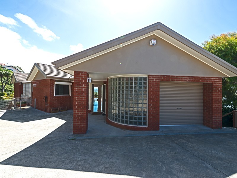 16 Amanda Crescent, Sandy Bay TAS 7005