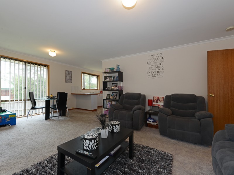 2/15 Godfrey Road, Claremont TAS 7011