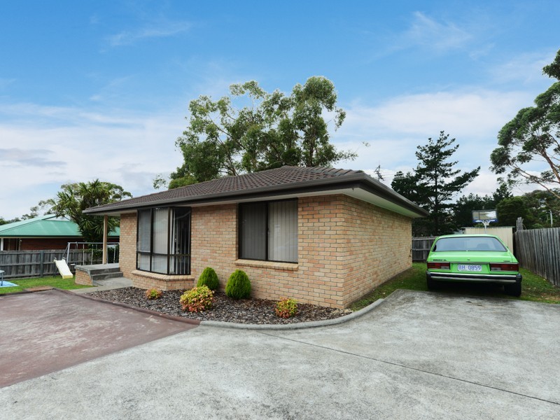 2/15 Godfrey Road, Claremont TAS 7011