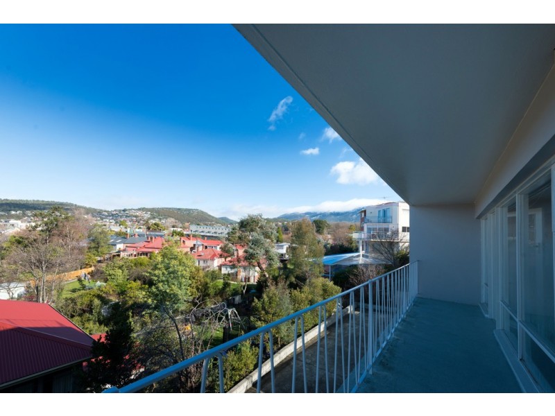 7/4 Jersey Street, Sandy Bay TAS 7005