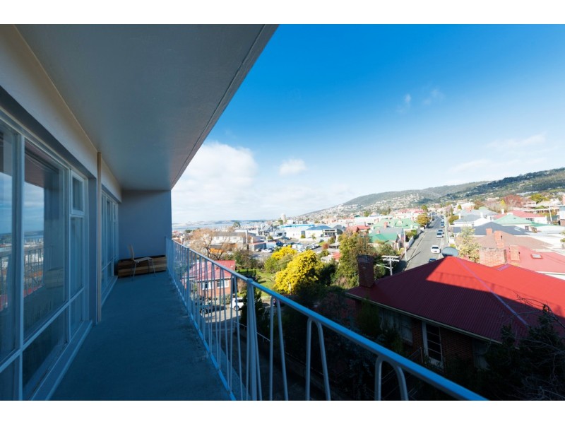 7/4 Jersey Street, Sandy Bay TAS 7005