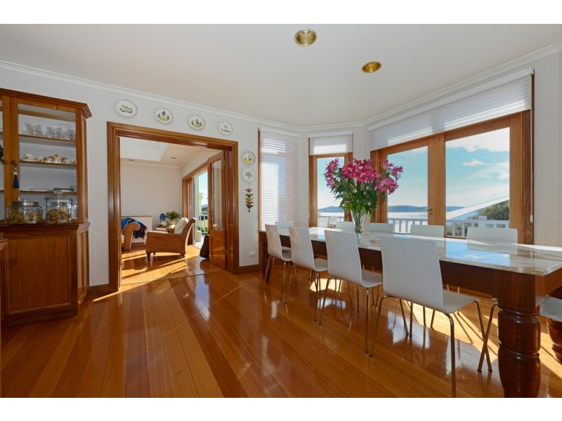 16 Utiekah Drive, Taroona TAS 7053