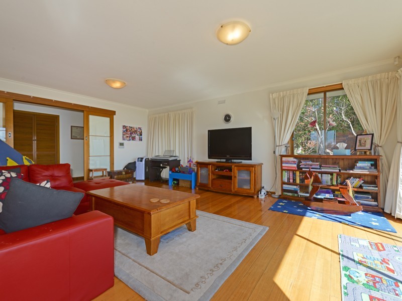 493 Churchill Avenue, Sandy Bay TAS 7005