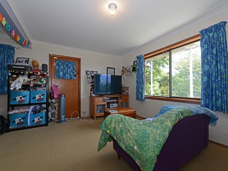 493 Churchill Avenue, Sandy Bay TAS 7005