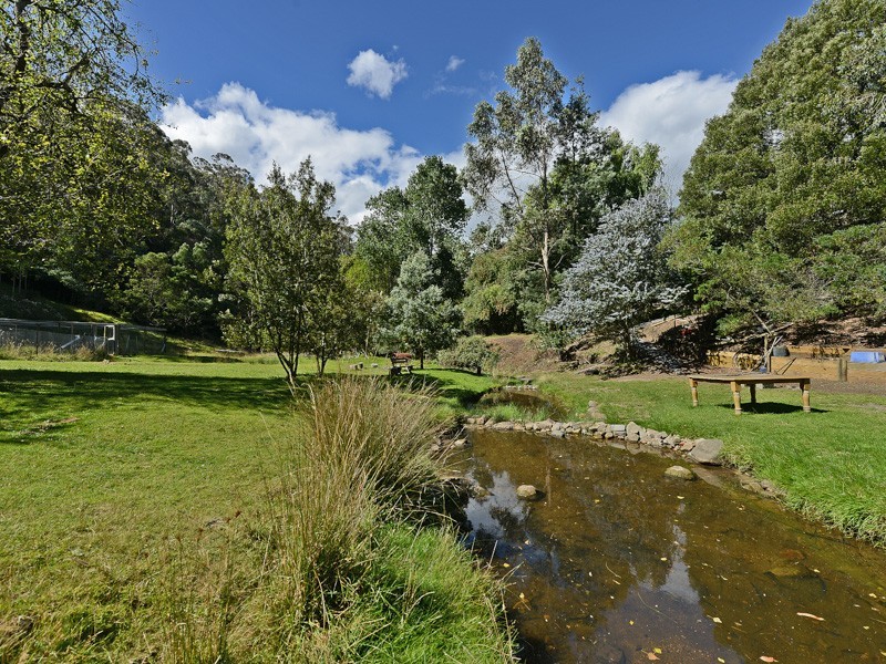 142 Waterworks Road, Dynnyrne TAS 7005