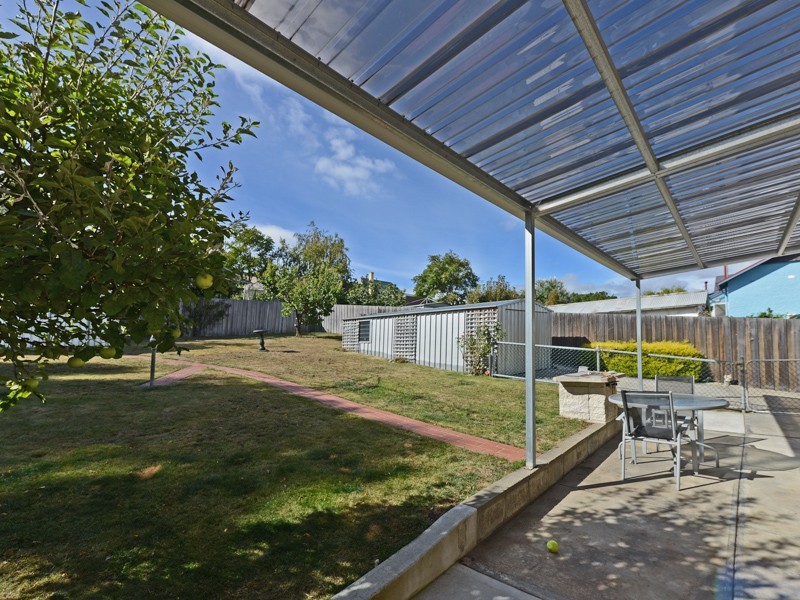 10 Cook Street, Lutana TAS 7009