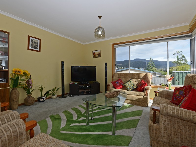 1/12 Mitchell Avenue, Rosetta TAS 7010