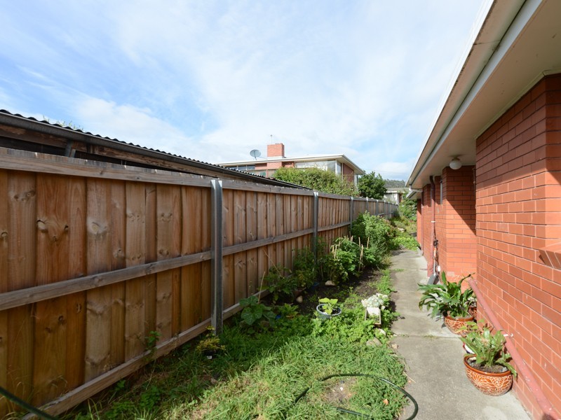 1/12 Mitchell Avenue, Rosetta TAS 7010