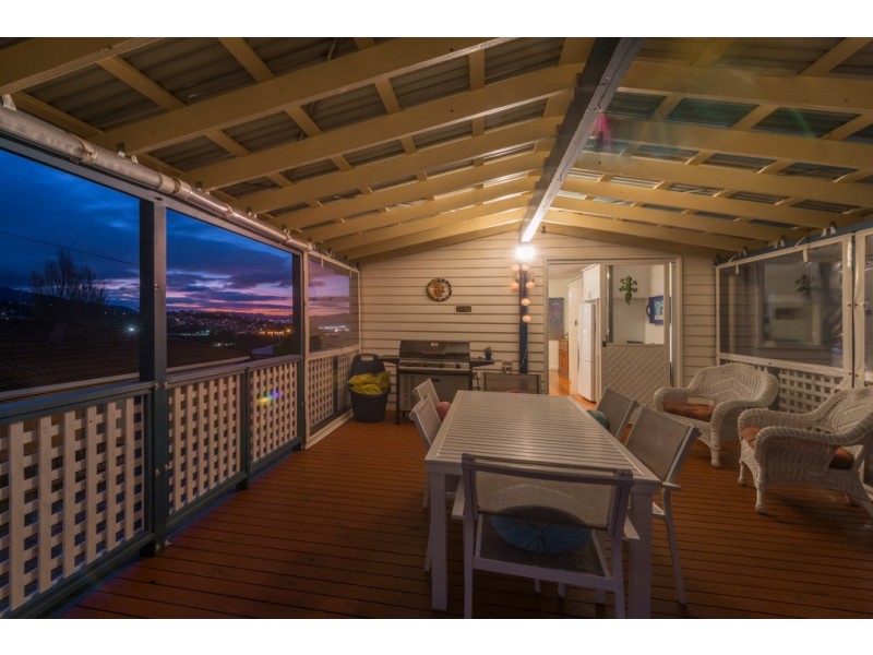 14 Ogilvie Street, Mount Stuart TAS 7000