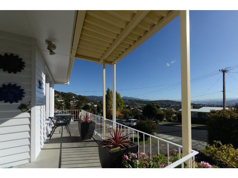 14 Ogilvie Street, Mount Stuart TAS 7000