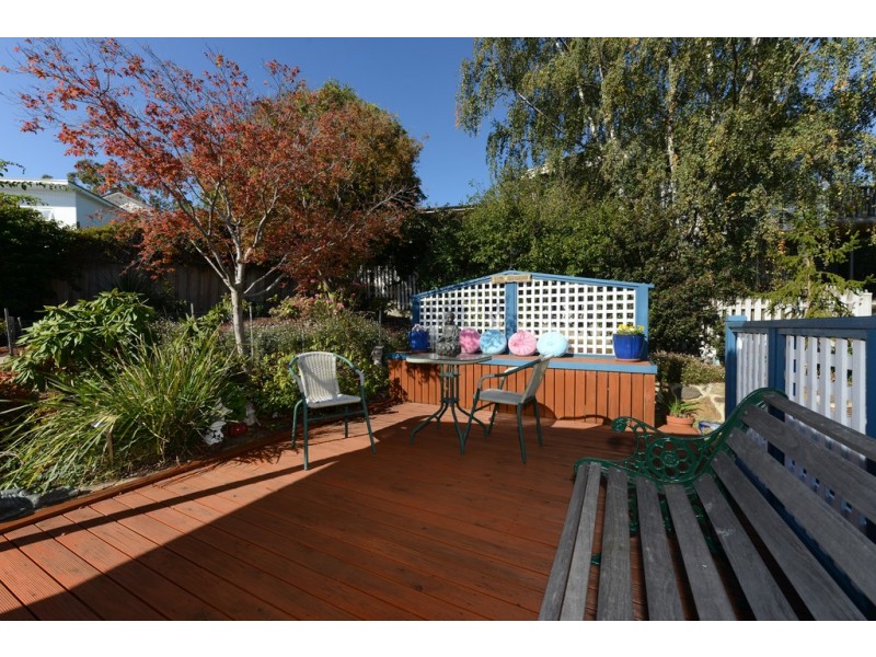 14 Ogilvie Street, Mount Stuart TAS 7000