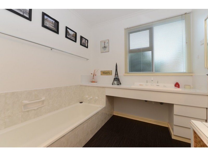 14 Ogilvie Street, Mount Stuart TAS 7000