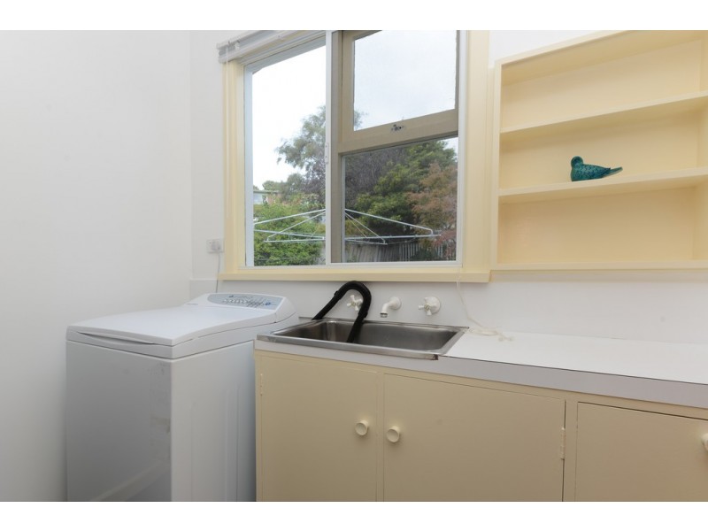 14 Ogilvie Street, Mount Stuart TAS 7000