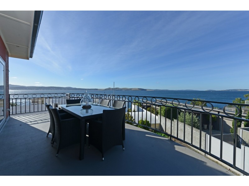654 Sandy Bay Road, Sandy Bay TAS 7005