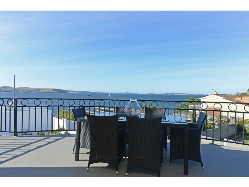 654 Sandy Bay Road, Sandy Bay TAS 7005