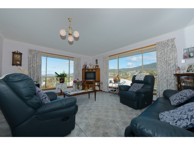 2/5 Chatterton Court, Claremont TAS 7011