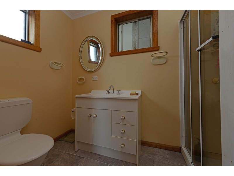 234 White Kangaroo Road, Campania TAS 7026