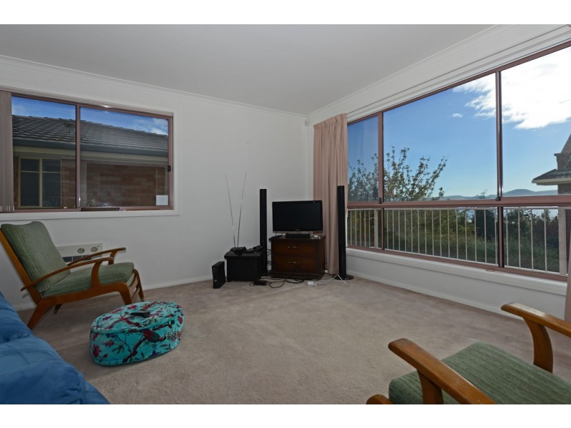 2/29 Red Chapel Avenue, Sandy Bay TAS 7005
