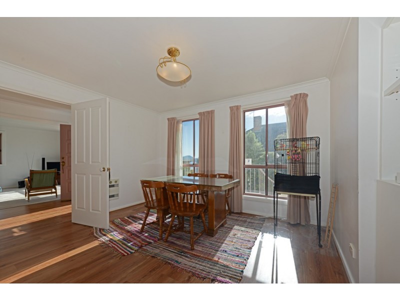 2/29 Red Chapel Avenue, Sandy Bay TAS 7005