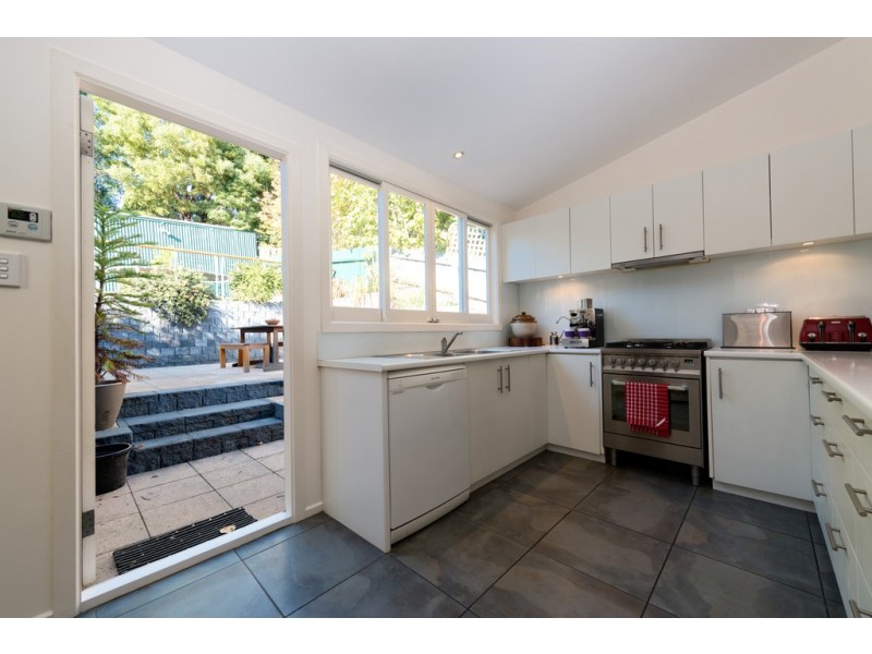 176 Warwick Street, West Hobart TAS 7000