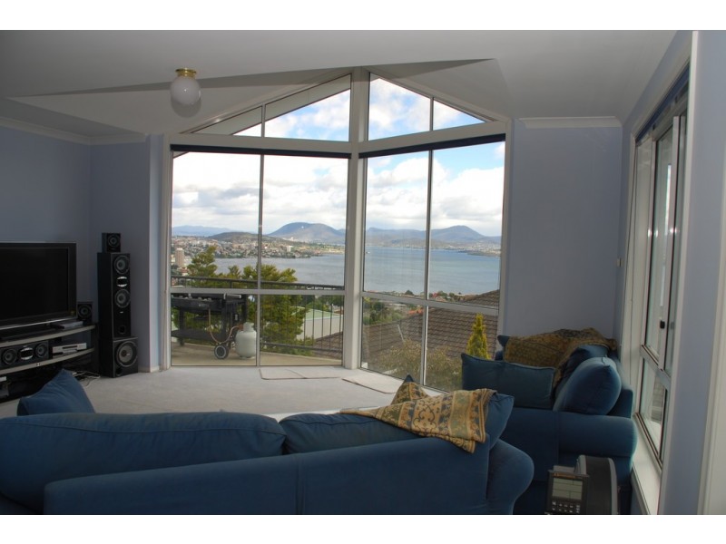 4 Virginia Court, Sandy Bay TAS 7005