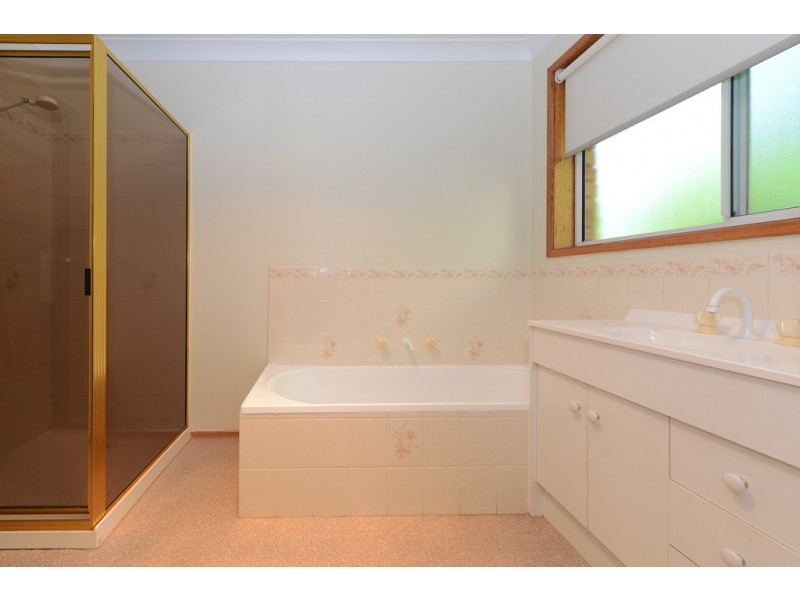 2/9 Donald Court, Glenorchy TAS 7010
